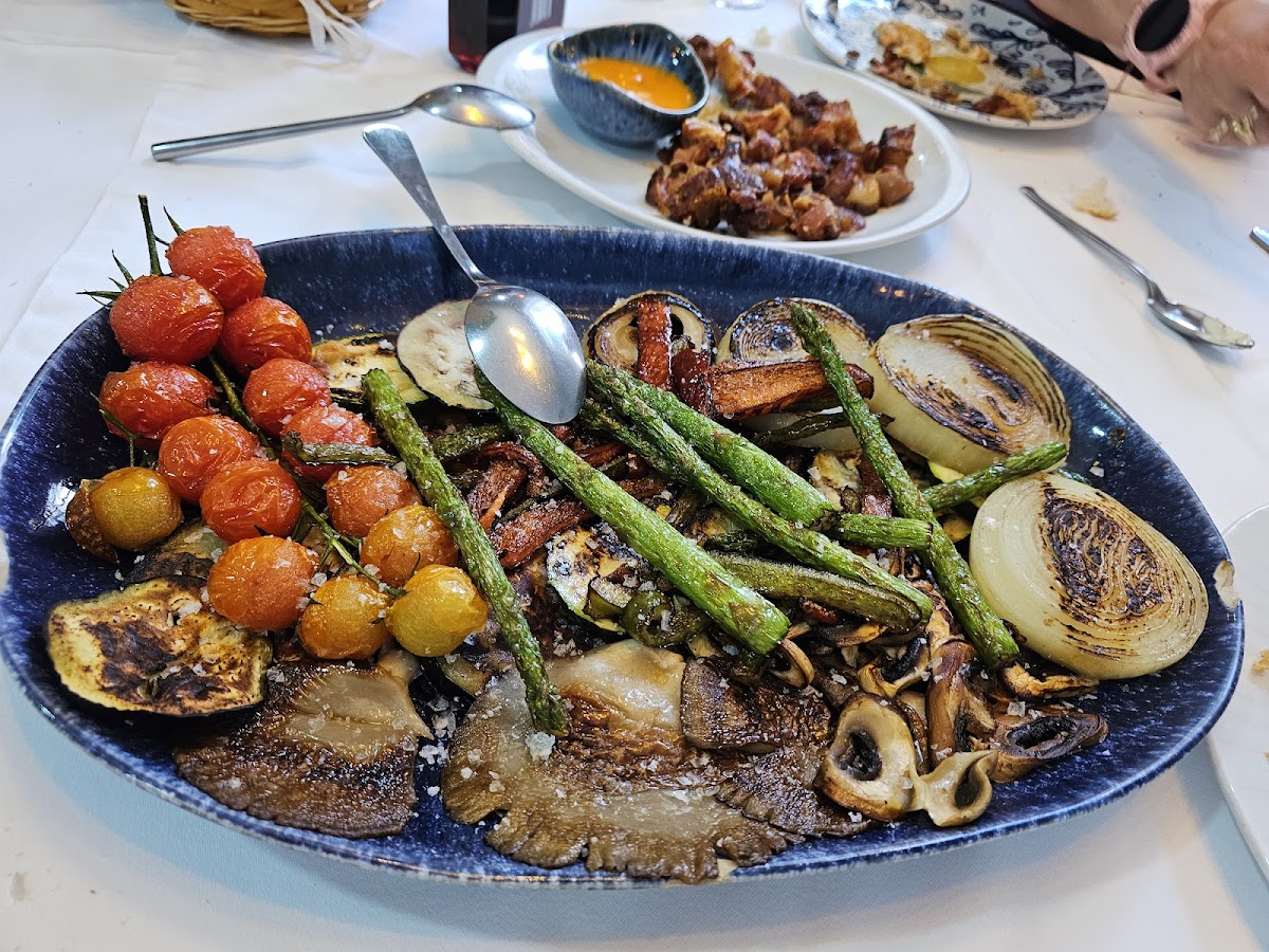Fritura andaluza especial con boquerones y calamares